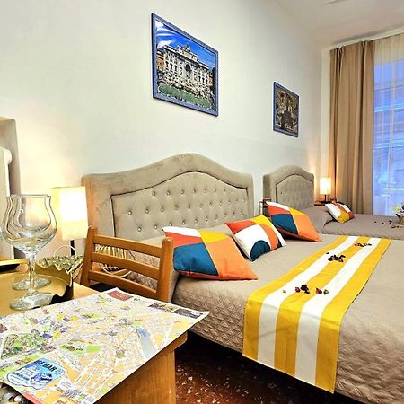 Appartamento A Casa Simpatia Roma Esterno foto